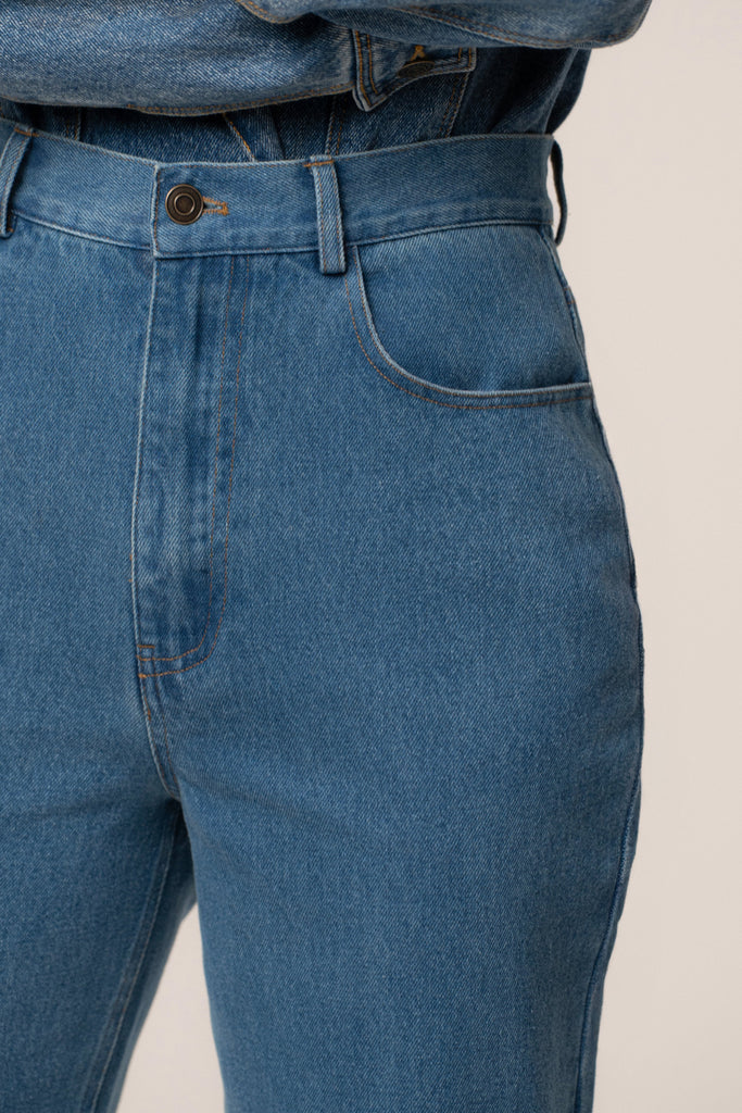 Medium Wash Roesia Jeans